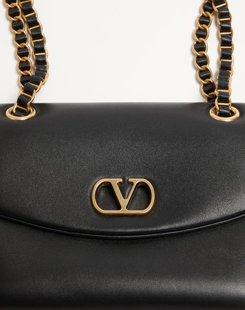 Valentino Inspirerd Garavani Djuna Medium Chain Bag In Nappa Leather